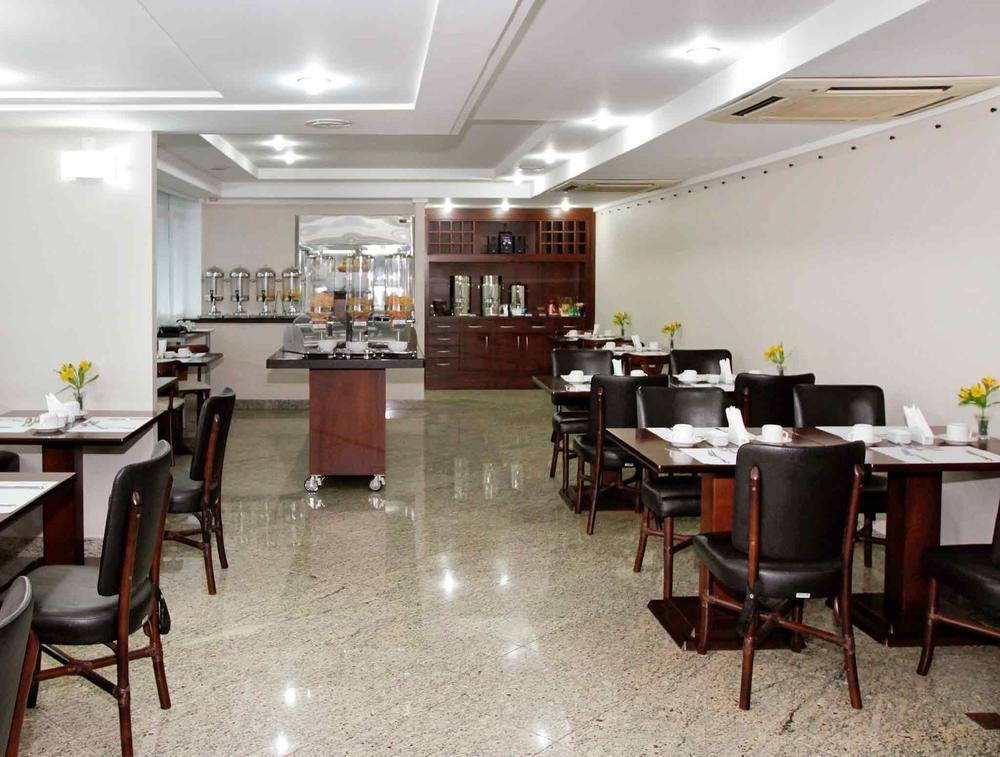 Triangulo Apart Hotel Vitoria Exterior photo