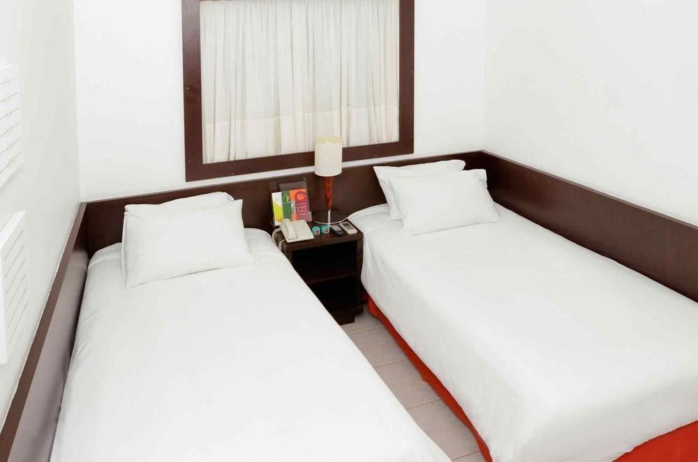 Triangulo Apart Hotel Vitoria Exterior photo