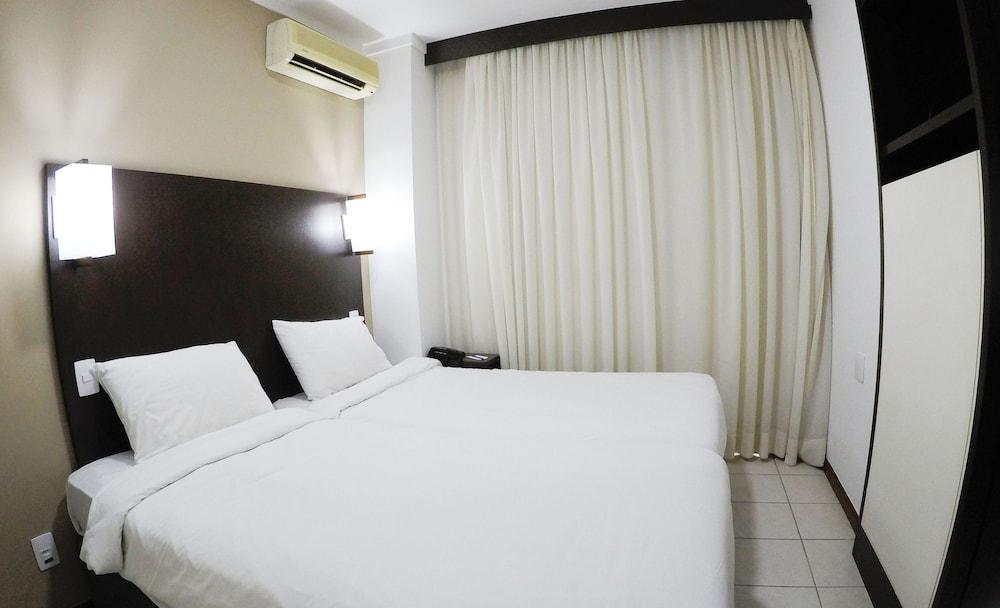 Triangulo Apart Hotel Vitoria Exterior photo